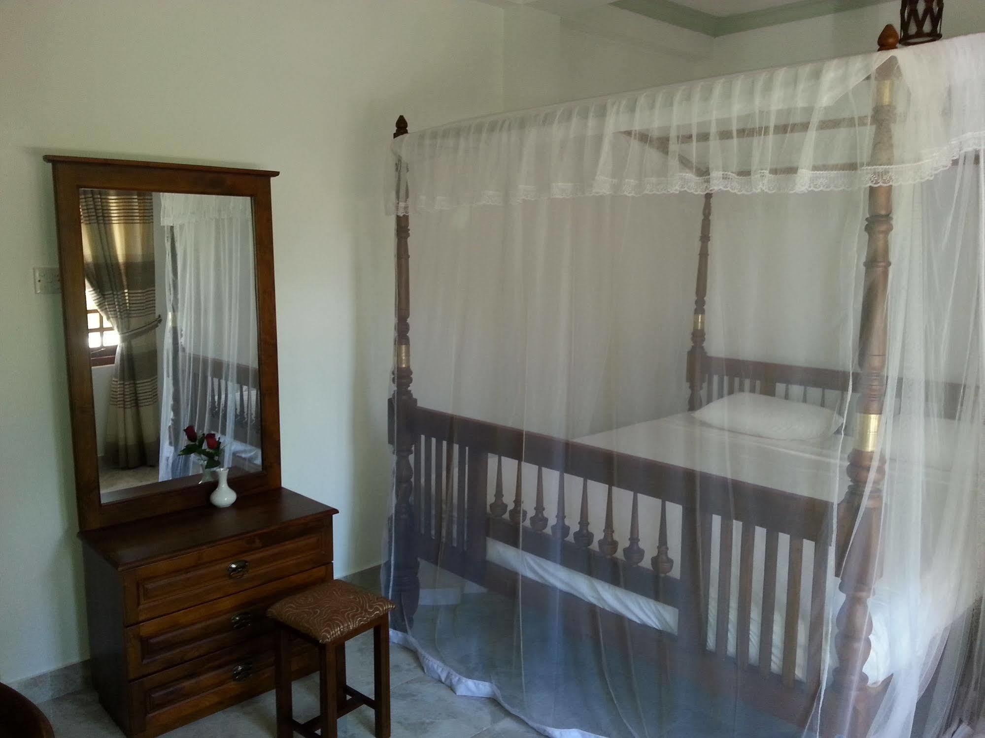 Supun Villa Bentota Luaran gambar
