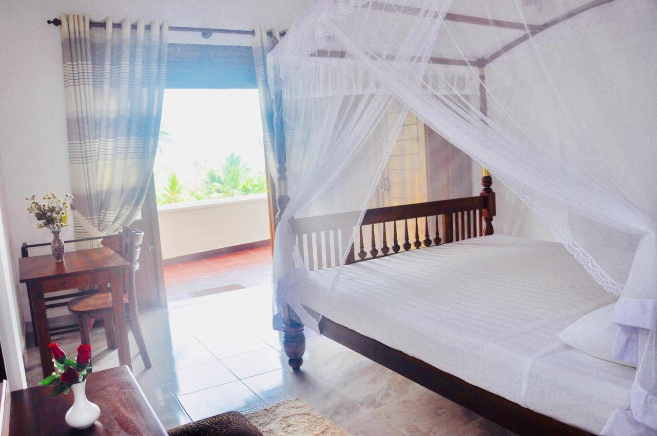 Supun Villa Bentota Luaran gambar