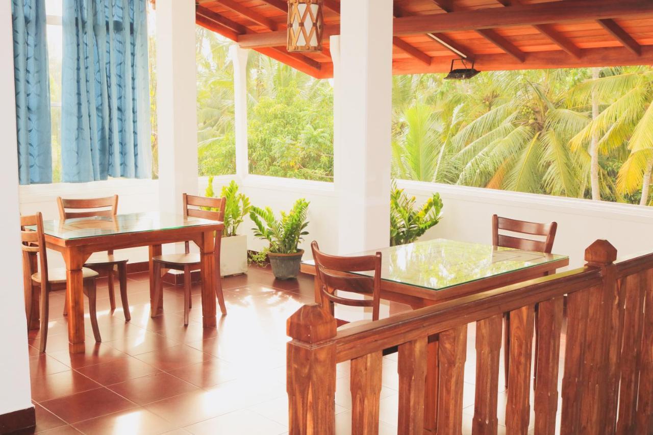 Supun Villa Bentota Luaran gambar